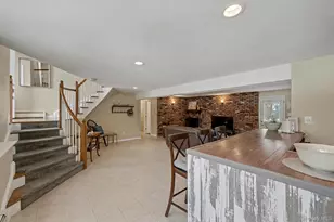 31 Marshmallow Dr, Commack, NY 11725 - Photo 27