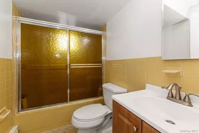 409 Barnard Avenue, Woodmere, NY 11559 - Photo 15