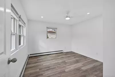 47 Weeks Road, North Babylon, NY 11703 - Photo 5