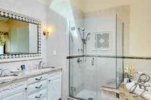 15 Hilltop Dr, Manhasset, NY 11030 - Photo 11