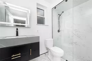 21-34 33rd St, Astoria, NY 11105 - Photo 5