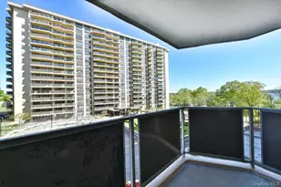 18-15 215th St, Bayside, NY 11360 - Photo 7