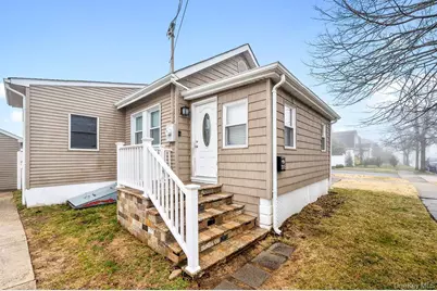 3665 Ionia Street, Seaford, NY 11783 - Photo 17