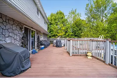 11 Merriewold Lane N, Monroe, NY 10950 - Photo 37