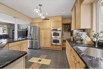 11 Merriewold Lane N, Monroe, NY 10950 - Photo 17