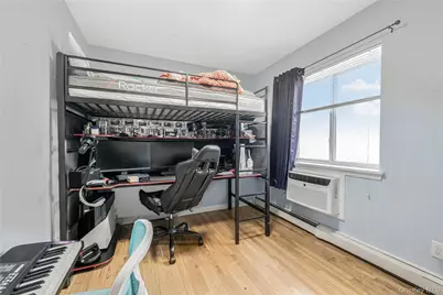 244 Prentiss Avenue, Bronx, NY 10465 - Photo 17