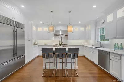 47 Graham Road, Scarsdale, NY 10583 - Photo 7