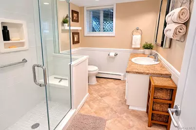 127 Baker Court, Island Park, NY 11558 - Photo 7