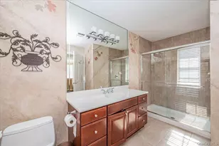 420 Florencia Pl, Melville, NY 11747 - Photo 29