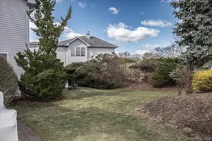420 Florencia Pl, Melville, NY 11747 - Photo 33