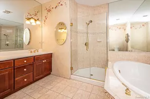 420 Florencia Pl, Melville, NY 11747 - Photo 23