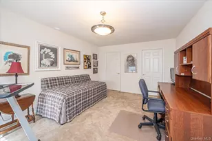 420 Florencia Pl, Melville, NY 11747 - Photo 31