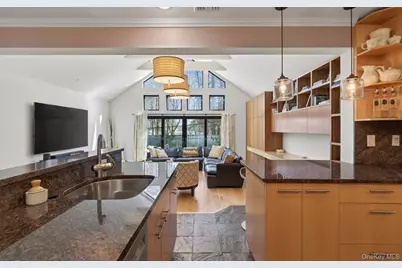 3 N Avalon Road, Great Neck, NY 11021 - Photo 19