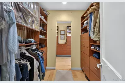 3 N Avalon Road, Great Neck, NY 11021 - Photo 29