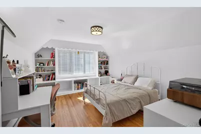 3 N Avalon Road, Great Neck, NY 11021 - Photo 43