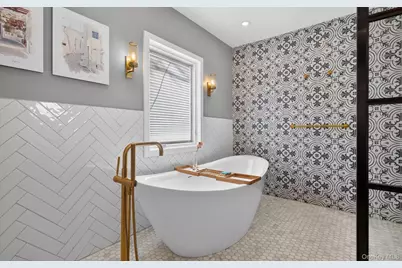 3 N Avalon Road, Great Neck, NY 11021 - Photo 33