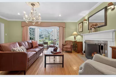 3 N Avalon Road, Great Neck, NY 11021 - Photo 13