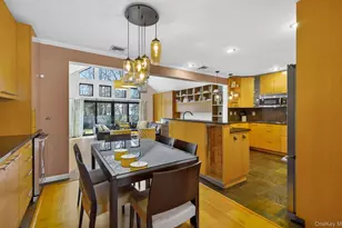 3 N Avalon Rd, Great Neck, NY 11021 - Photo 17