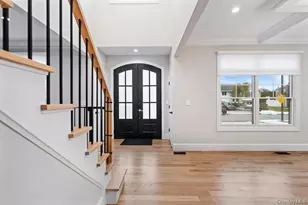 43 Voorhis Dr, Old Bethpage, NY 11804 - Photo 3