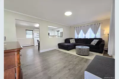 325 Dunton Avenue, Patchogue, NY 11772 - Photo 3