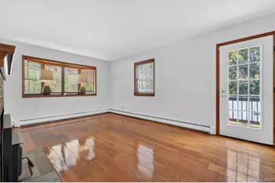 141 Dogwood Road, Cortlandt Manor, NY 10567 - Photo 7