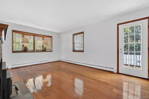 141 Dogwood Rd, Cortlandt Manor, NY 10567 - Photo 7