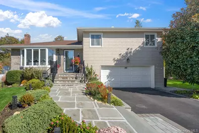 20 Vista Road, Plainview, NY 11803 - Photo 1