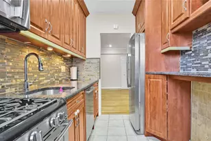 25-18 Union St, Flushing, NY 11354 - Photo 17