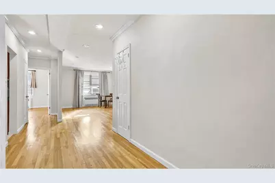 25-18 Union Street #2A, Flushing, NY 11354 - Photo 5