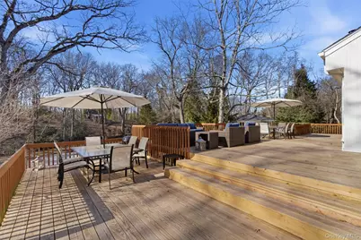 5 Waterford Way, Syosset, NY 11791 - Photo 37