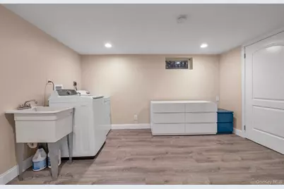 5 Hillvale Road, Syosset, NY 11791 - Photo 19