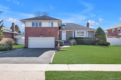 5 Hillvale Road, Syosset, NY 11791 - Photo 1