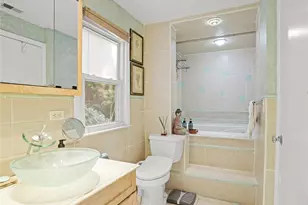 1035 Shore Acres Dr, Mamaroneck, NY 10543 - Photo 15