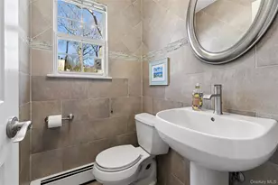 9 Village Dr, Medford, NY 11763 - Photo 15