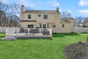 9 Village Dr, Medford, NY 11763 - Photo 19