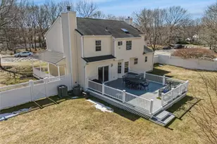 9 Village Dr, Medford, NY 11763 - Photo 33