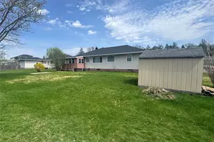 23 Crestwood Ave, Troy, NY 12180 - Photo 3