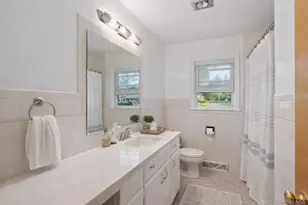 23 Crestwood Ave, Troy, NY 12180 - Photo 11