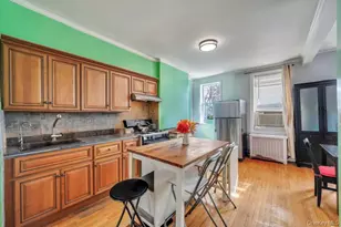 61-44 Eliot Ave, Middle Village, NY 11379 - Photo 17