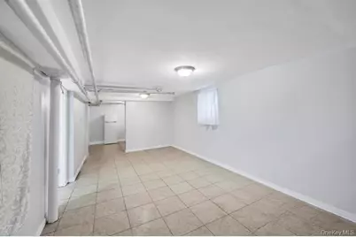 6144 Eliot Avenue, Middle Village, NY 11379 - Photo 35