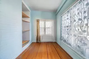 61-44 Eliot Ave, Middle Village, NY 11379 - Photo 25