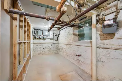 6144 Eliot Avenue, Middle Village, NY 11379 - Photo 37