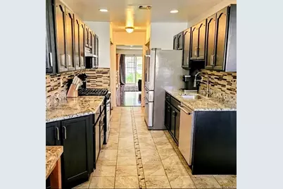 226-B Westside Avenue #B, Freeport, NY 11520 - Photo 11