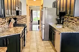 226-B Westside Ave, Freeport, NY 11520 - Photo 11