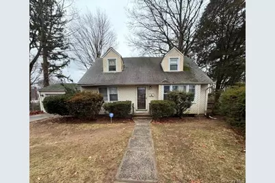 495 Rose Avenue, West Hempstead, NY 11552 - Photo 5