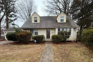 495 Rose Ave, West Hempstead, NY 11552 - Photo 5