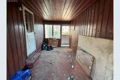 495 Rose Avenue, West Hempstead, NY 11552 - Photo 27