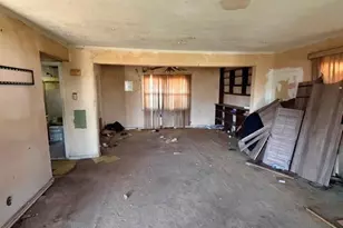 495 Rose Ave, West Hempstead, NY 11552 - Photo 7