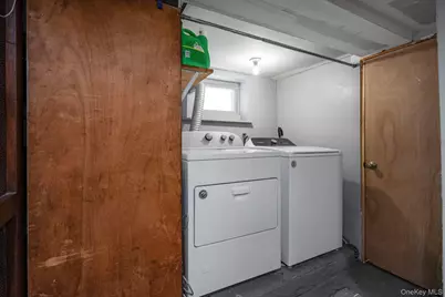 24011 88th Avenue, Bellerose, NY 11426 - Photo 33