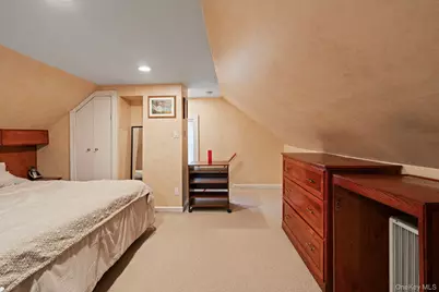 24011 88th Avenue, Bellerose, NY 11426 - Photo 29